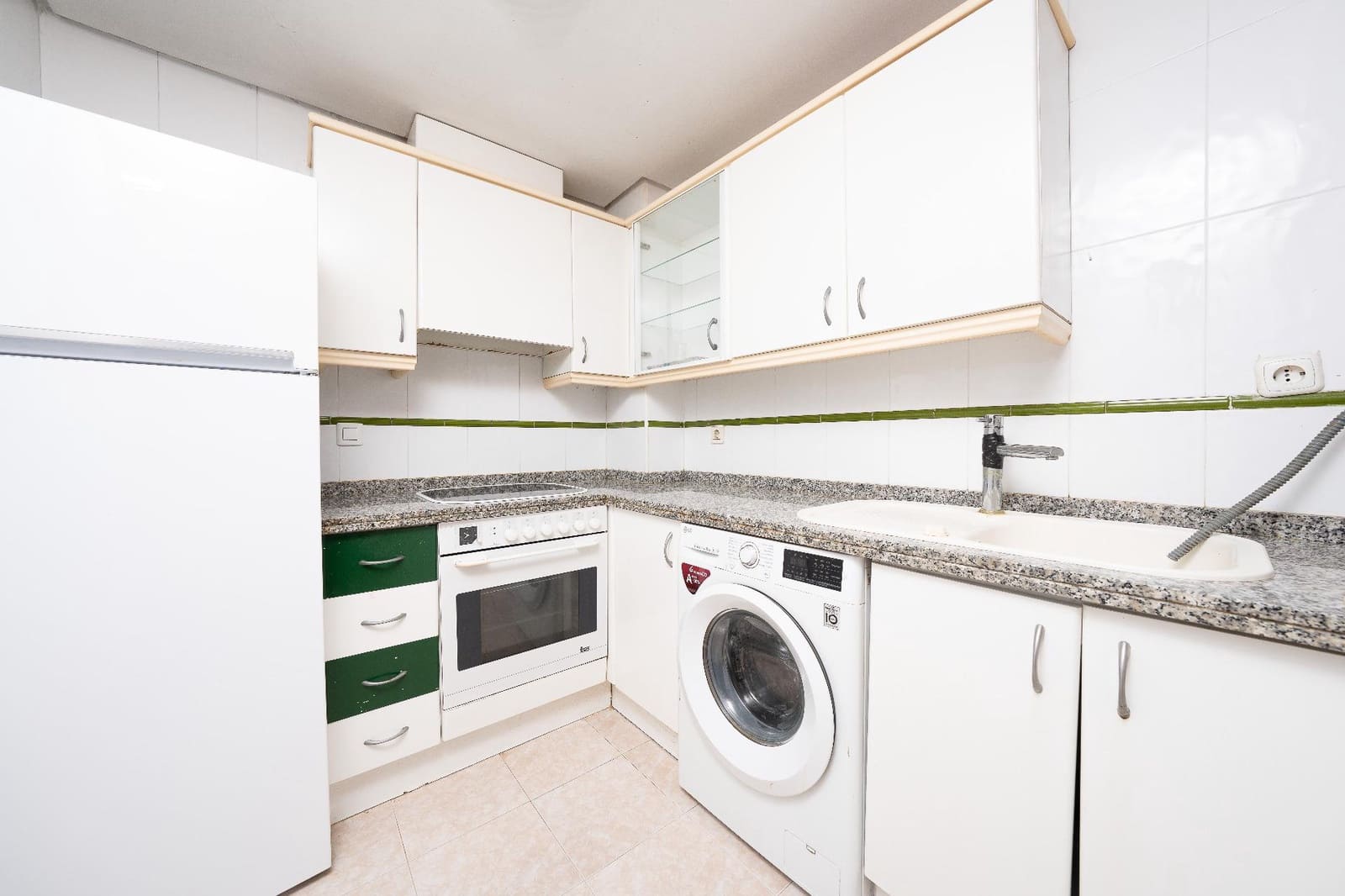 Estudio de 1 habitación en Alicante / Alacant ciudad en venta - 110.000 € (Ref: 9997105)