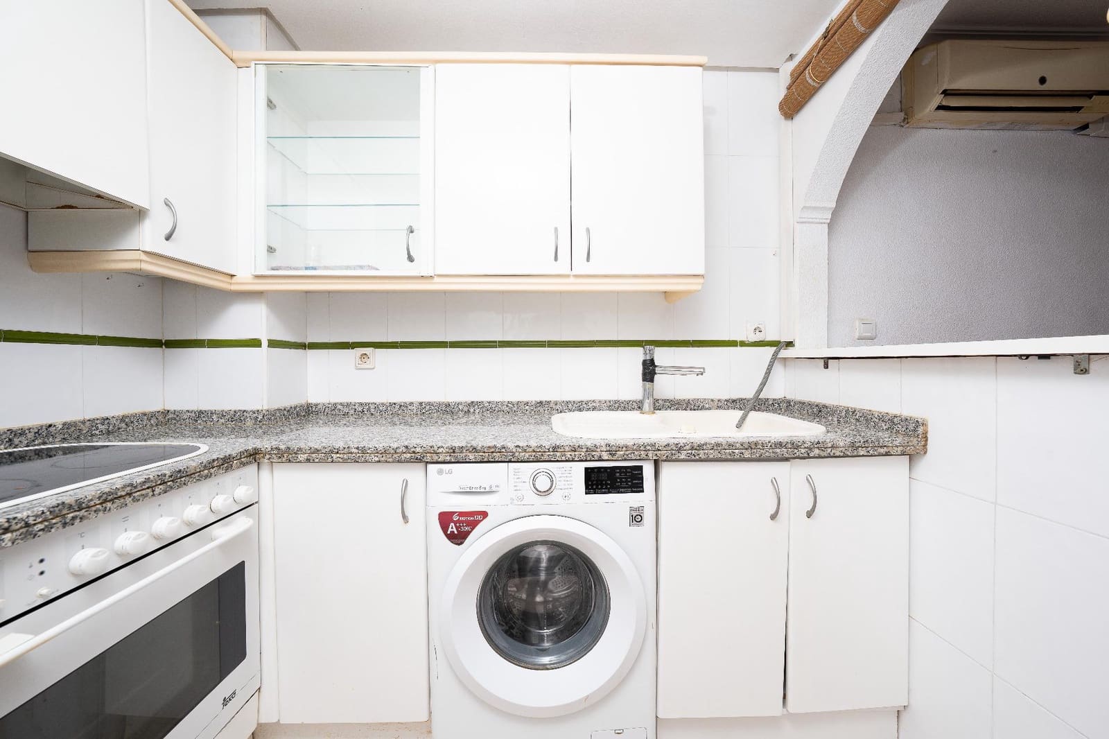 Estudio de 1 habitación en Alicante / Alacant ciudad en venta - 110.000 € (Ref: 9997105)