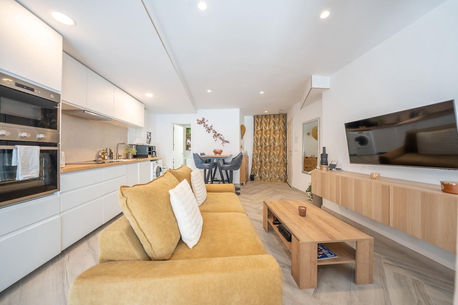 Apartamento en Dénia en venta con piscina - 225.000 € (Ref: 9997106)