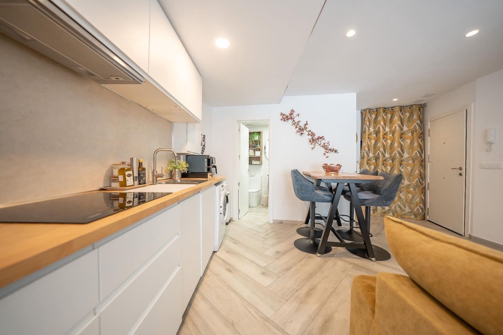 Apartamento en Dénia en venta con piscina - 225.000 € (Ref: 9997106)