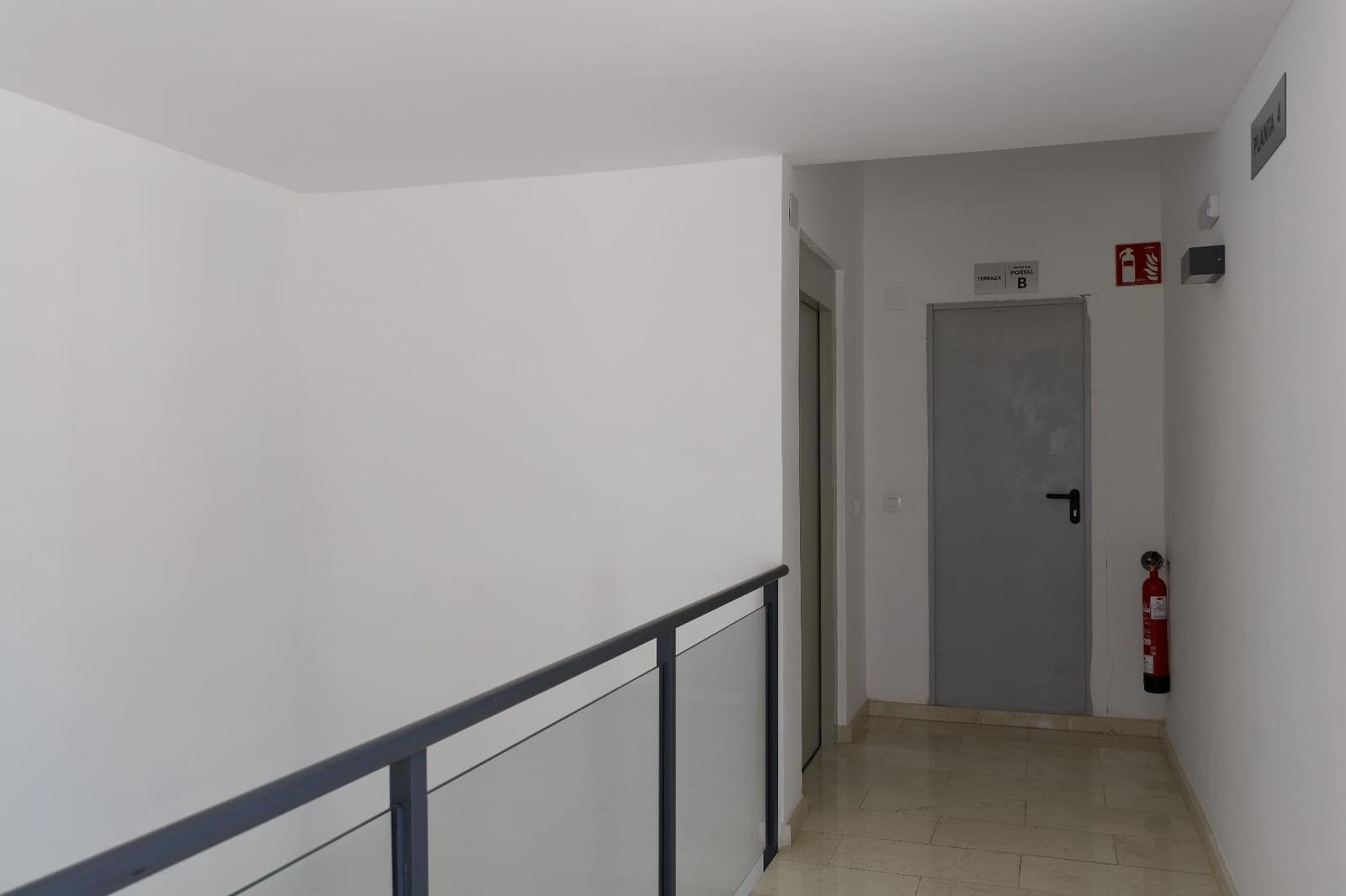 Apartamento en Dénia en venta con piscina - 225.000 € (Ref: 9997106)