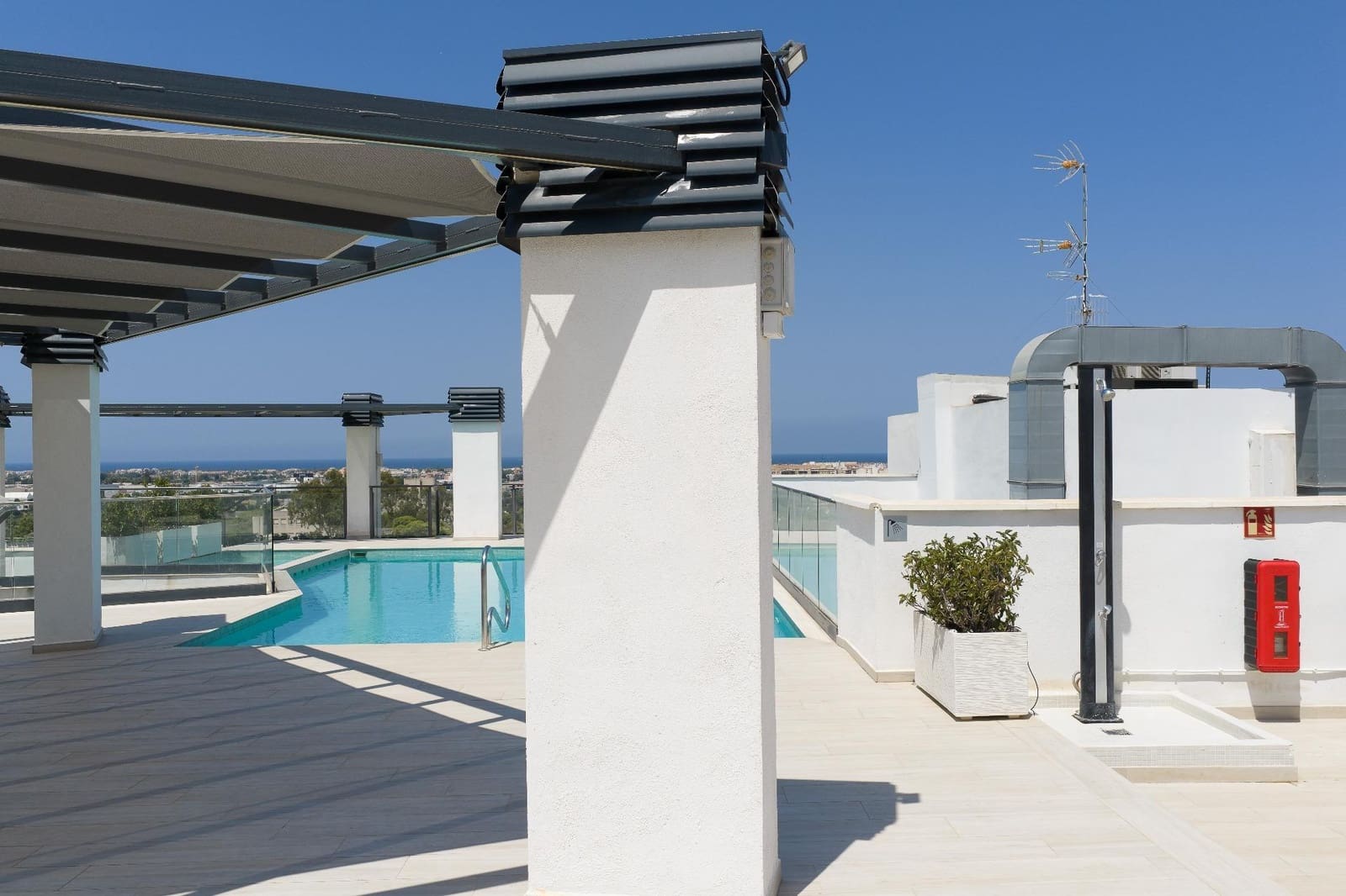 Apartamento en Dénia en venta con piscina - 225.000 € (Ref: 9997106)