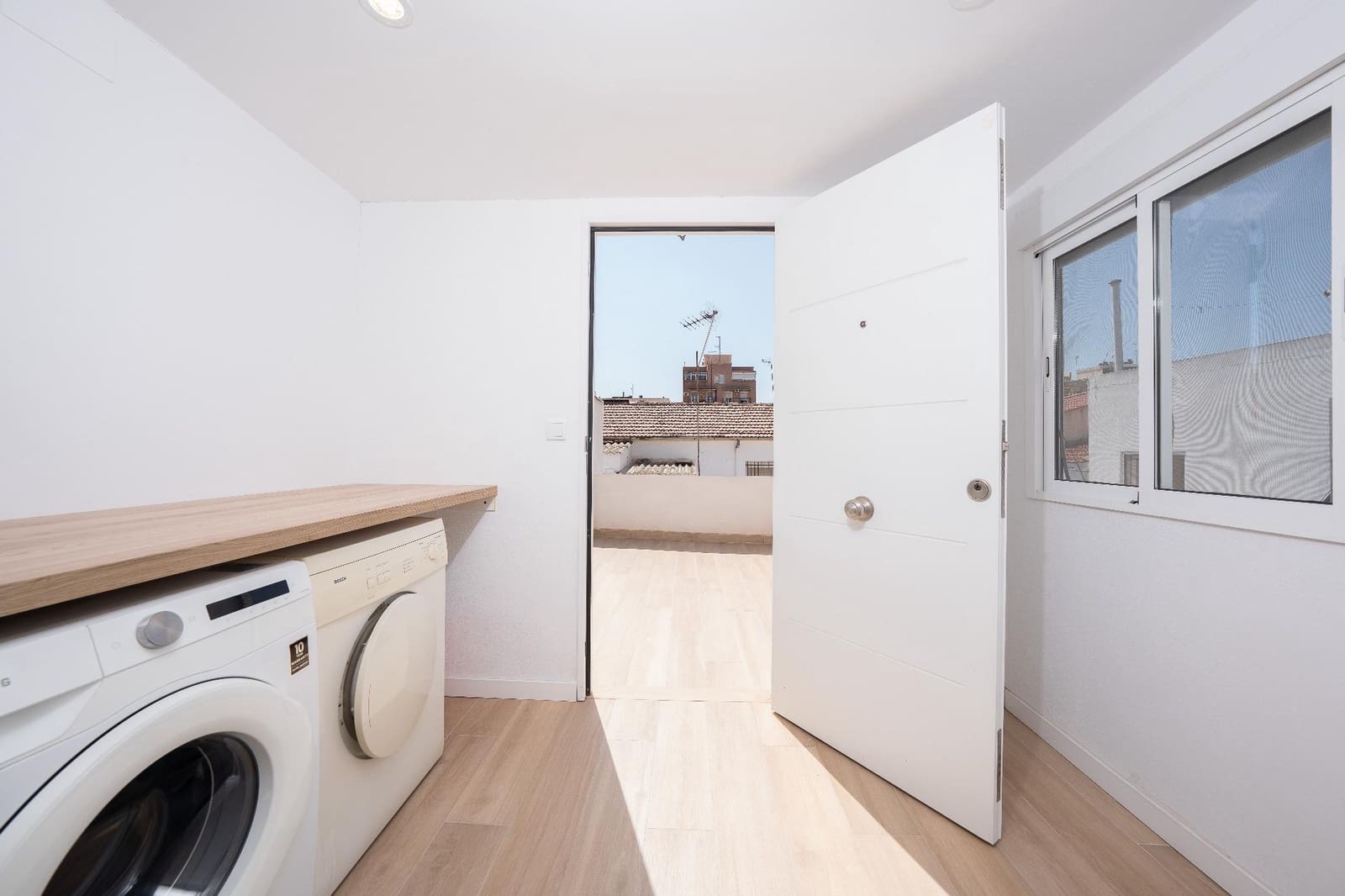 2 slaapkamer Appartement te koop in Elche / Elx - € 240.000 (Ref: 9998790)