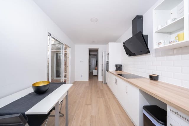 2 slaapkamer Appartement te koop in Elche / Elx - € 240.000 (Ref: 9998790)