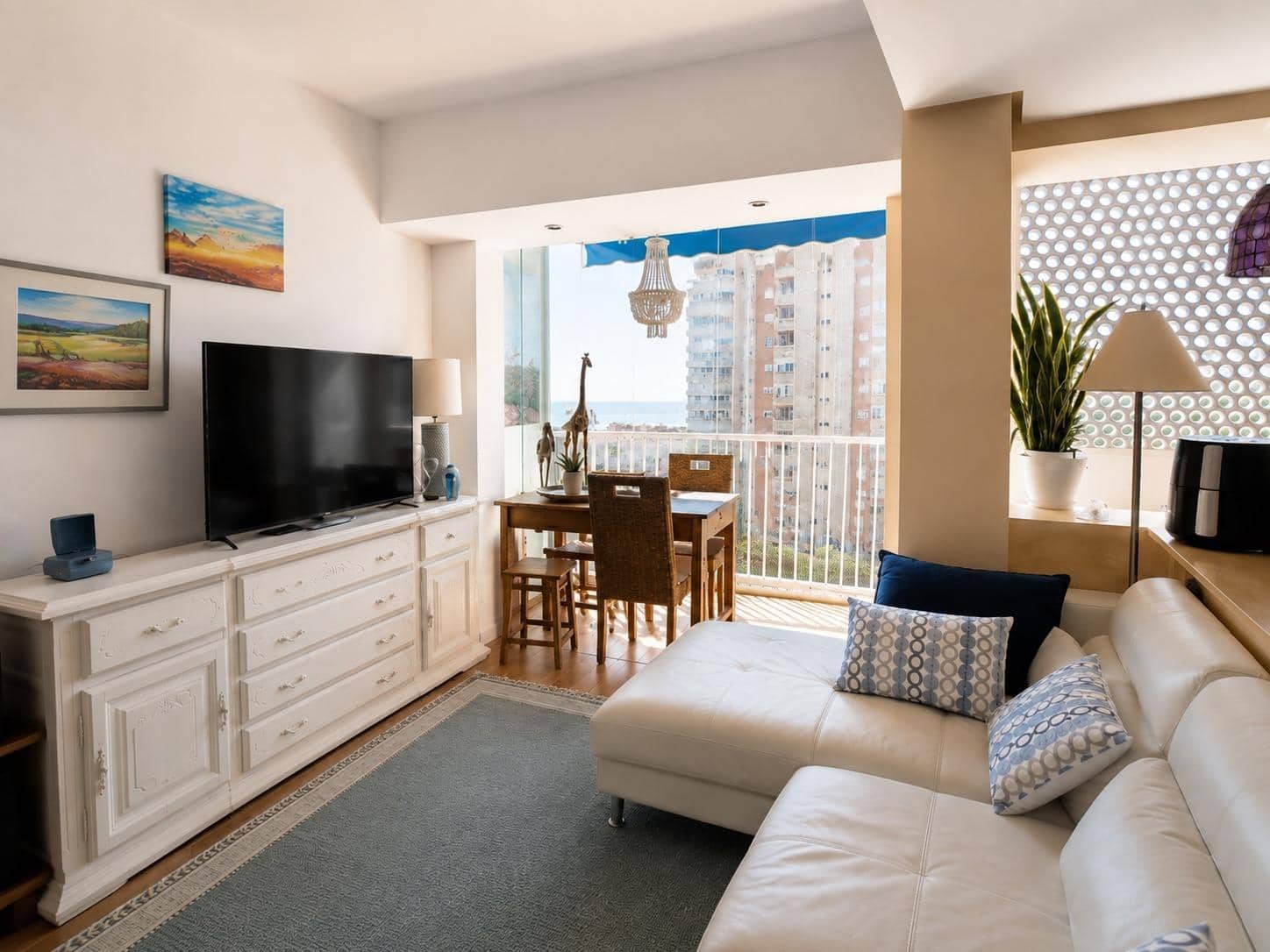 2 soveværelse Lejlighed til salg i Alicante by med garage - € 341.000 (Ref: 9999607)