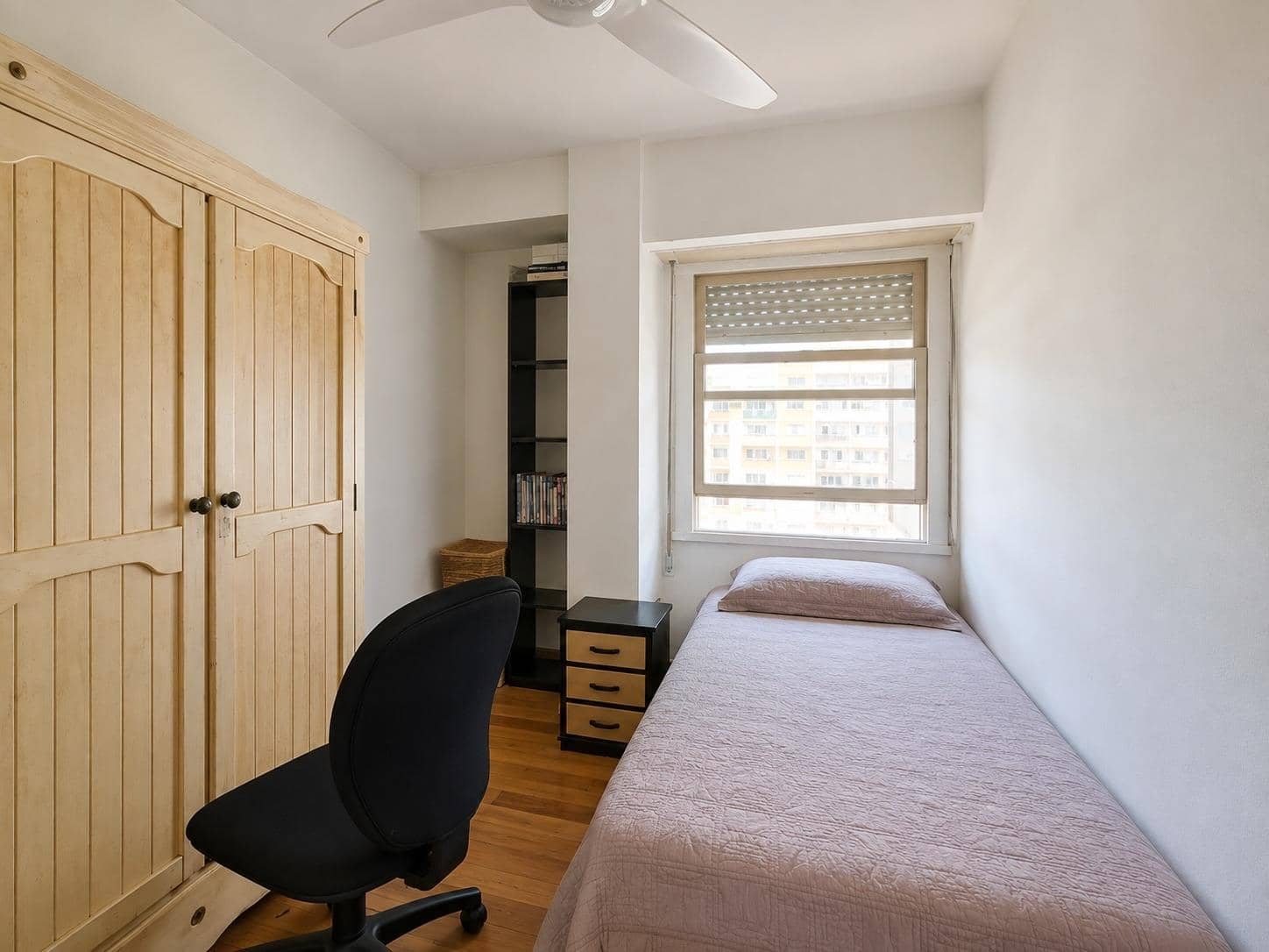 2 soveværelse Lejlighed til salg i Alicante by med garage - € 341.000 (Ref: 9999607)
