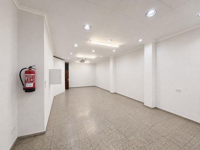 Commercieel te koop in Almansa - € 80.000 (Ref: 9999608)