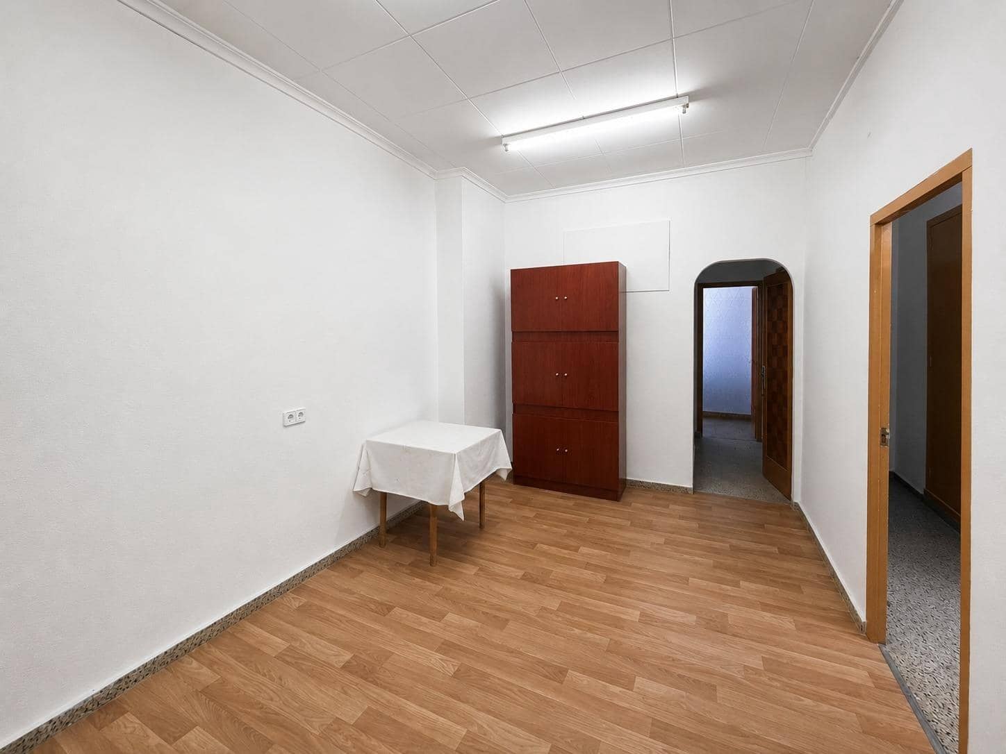 Commercieel te koop in Almansa - € 80.000 (Ref: 9999608)