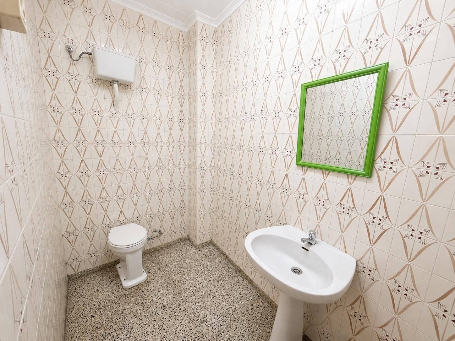 Commercieel te koop in Almansa - € 80.000 (Ref: 9999608)