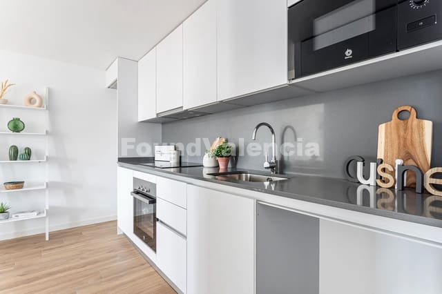 2 makuuhuone Huoneisto myytävänä paikassa Valencia kaupunki mukana uima-altaan 
autotalli - 430 000 € (Ref: 10145307)