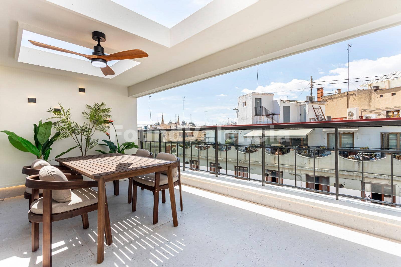 3 quarto Apartamento para venda em Valencia cidade com garagem - 1 690 000 € (Ref: 10145310)
