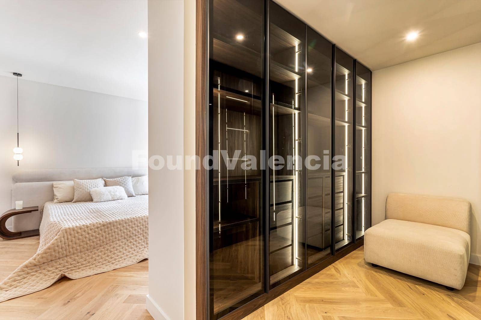 3 quarto Apartamento para venda em Valencia cidade com garagem - 1 690 000 € (Ref: 10145310)
