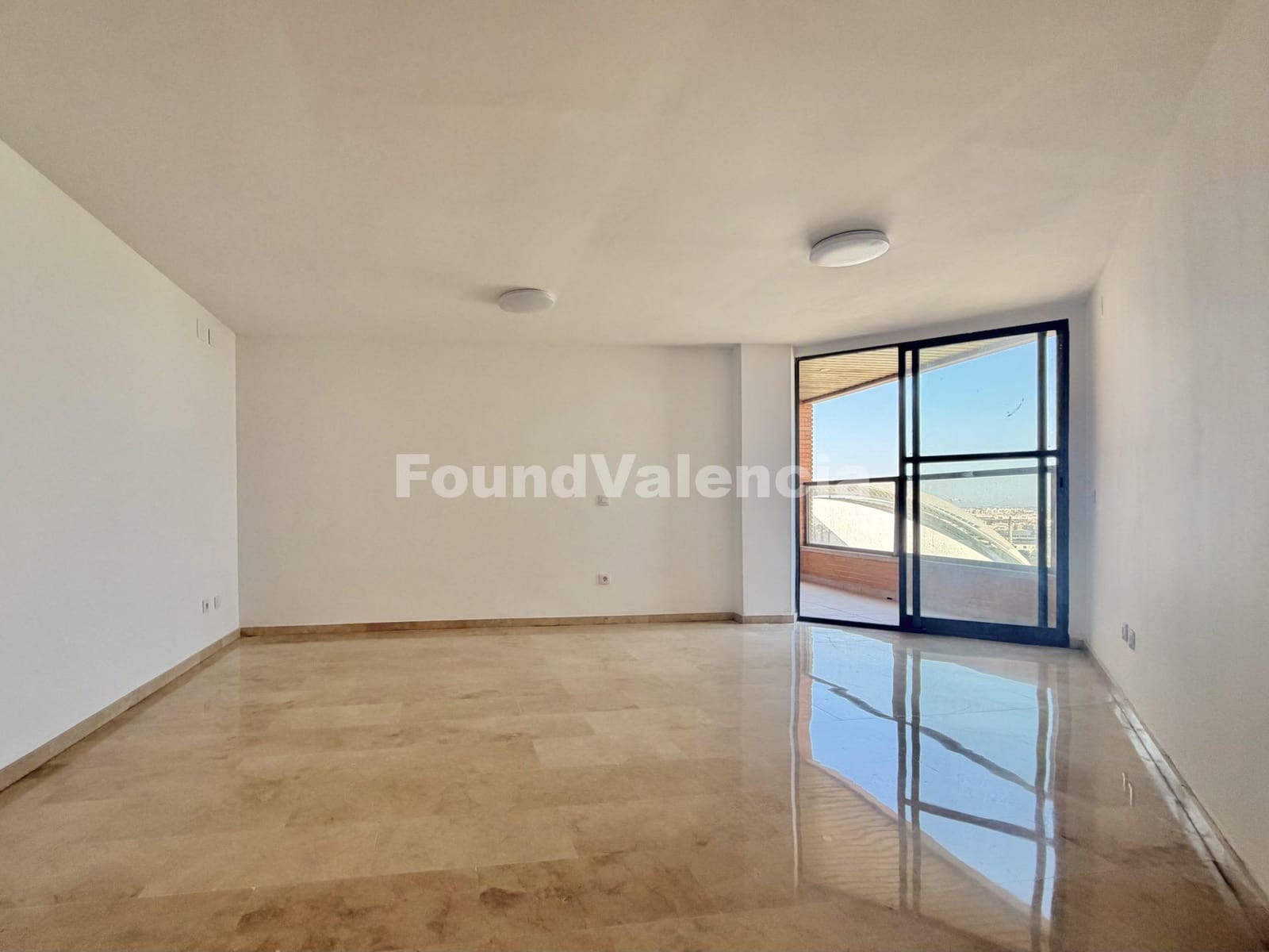 4 soveværelse Lejlighed til salg i Valencia by med swimmingpool garage - € 685.000 (Ref: 10145314)