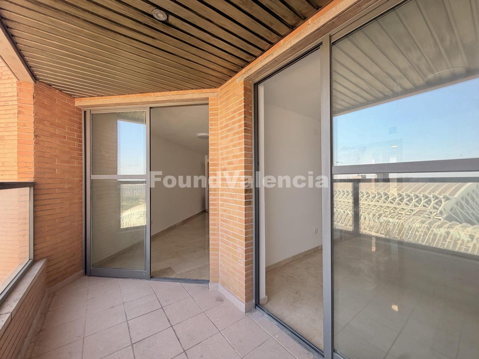 4 soveværelse Lejlighed til salg i Valencia by med swimmingpool garage - € 685.000 (Ref: 10145314)