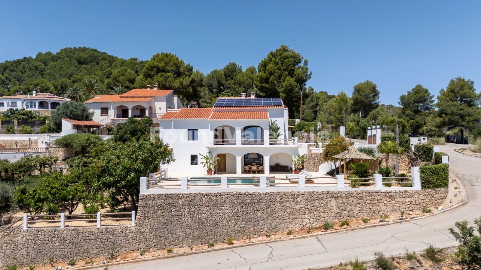 Chalet de 5 habitaciones en Oliva en venta con piscina - 1.250.000 € (Ref: 10145315)
