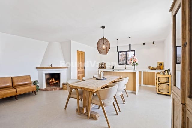 Chalet de 5 habitaciones en Oliva en venta con piscina - 1.250.000 € (Ref: 10145315)