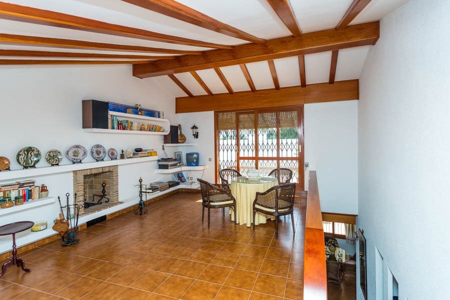 3 soveværelse Villa til salg i Torrent - € 669.000 (Ref: 4439971)