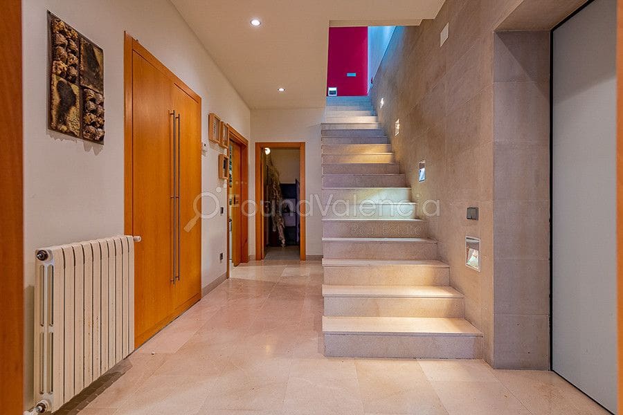 4 soverom Villa til salgs i Torrent - € 1 200 000 (Ref: 4440094)