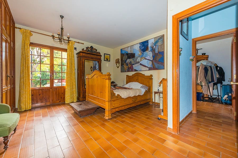 8 soveværelse Villa til salg i Godella - € 1.350.000 (Ref: 4440130)