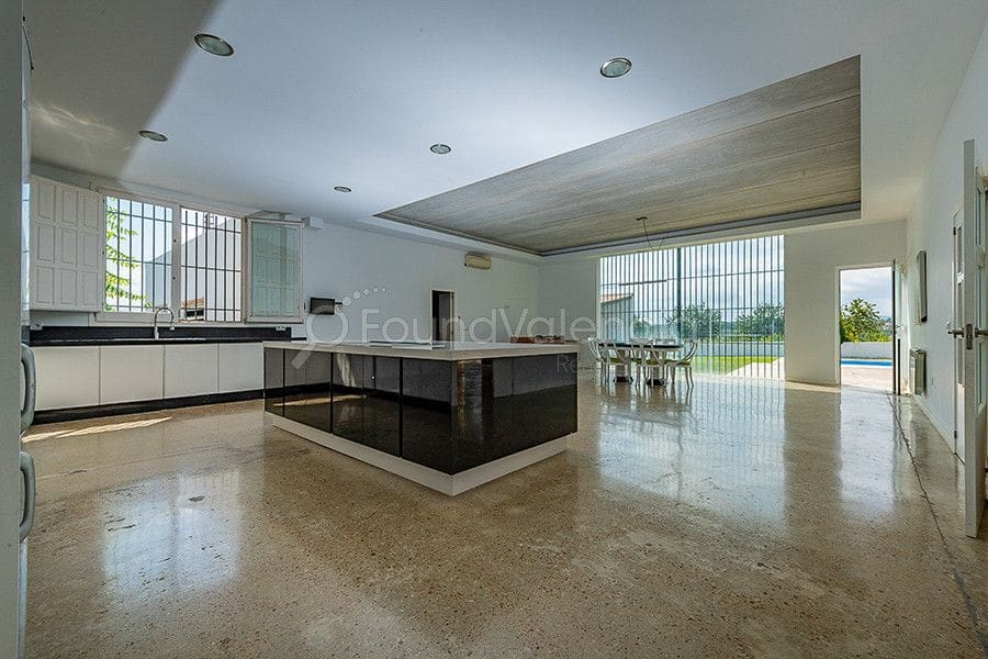 6 soveværelse Villa til salg i Godelleta - € 1.700.000 (Ref: 4949731)