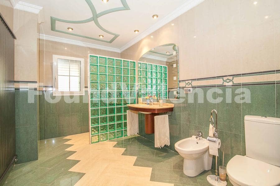 4 soverom Villa til salgs i Benaguasil - € 825 000 (Ref: 5199822)