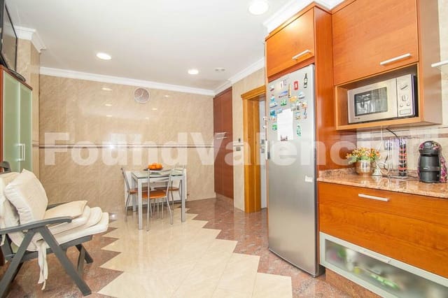 4 bedroom Villa for sale in Benaguasil - € 825,000 (Ref: 5199822)