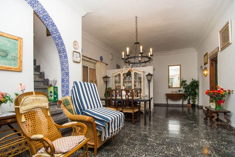 7 soveværelse Villa til salg i Naquera - € 900.000 (Ref: 5199826)