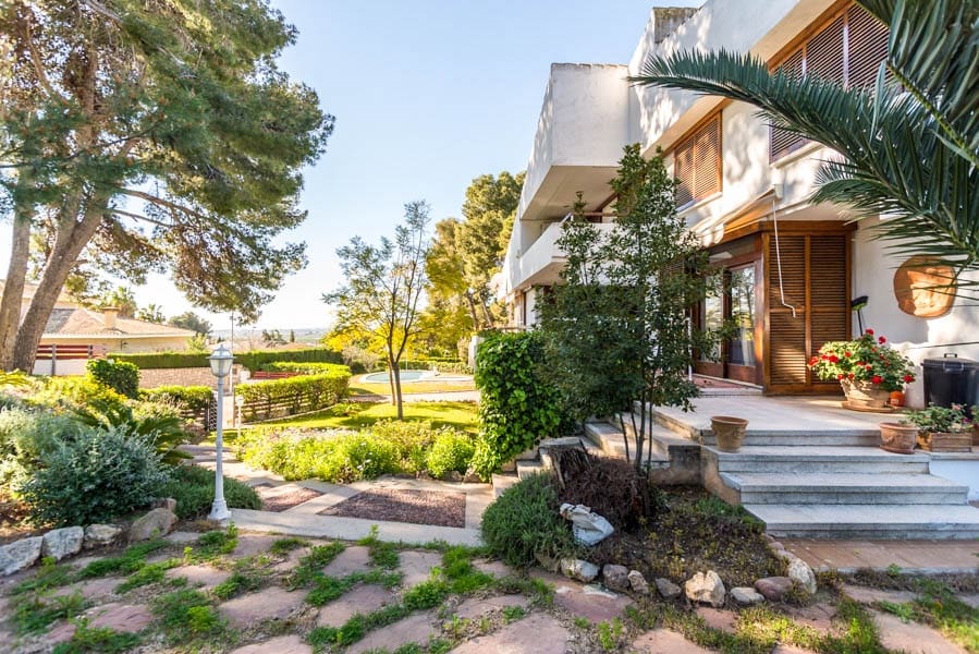 4 soverom Villa til salgs i Torrent - € 1 200 000 (Ref: 5199828)