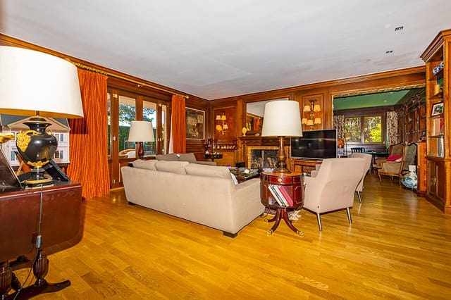 6 bedroom Villa for sale in Rocafort - € 1,600,000 (Ref: 5199850)