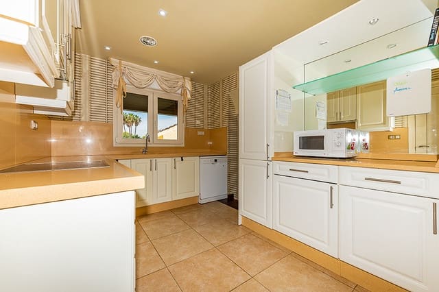 3 soveværelse Villa til salg i Chilches - € 540.000 (Ref: 5199932)