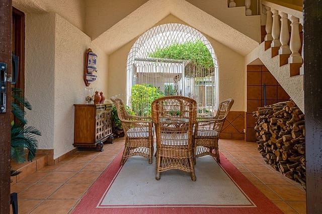 7 bedroom Finca/Country House for sale in Chiva - € 2,300,000 (Ref: 5199951)