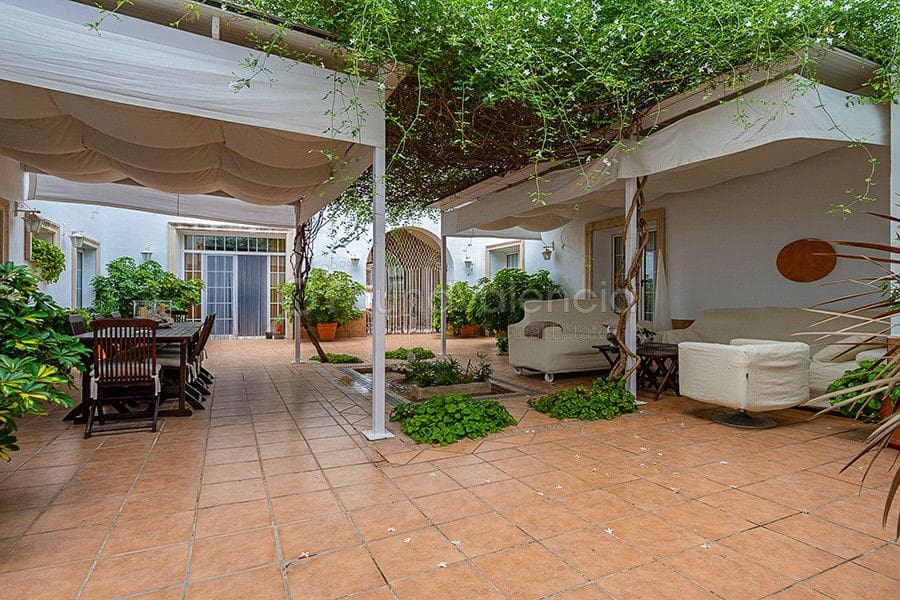 7 soverom Finca/Herregård til salgs i Chiva - € 2 300 000 (Ref: 5199951)