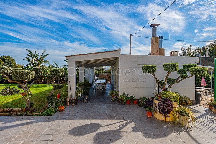 6 bedroom Villa for sale in Sagunto / Sagunt - € 975,000 (Ref: 6379416)