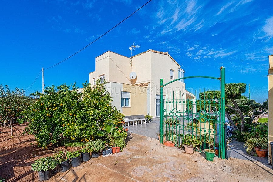 6 bedroom Villa for sale in Sagunto / Sagunt - € 975,000 (Ref: 6379416)