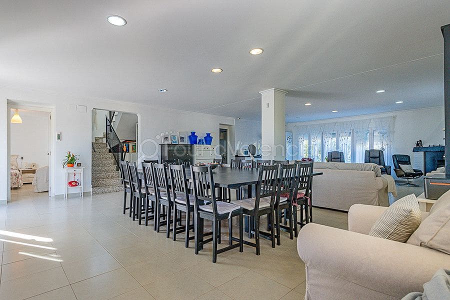 6 bedroom Villa for sale in Sagunto / Sagunt - € 975,000 (Ref: 6379416)