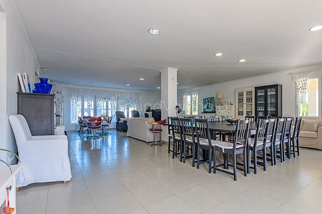 6 bedroom Villa for sale in Sagunto / Sagunt - € 975,000 (Ref: 6379416)