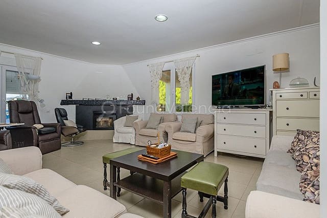 6 bedroom Villa for sale in Sagunto / Sagunt - € 975,000 (Ref: 6379416)