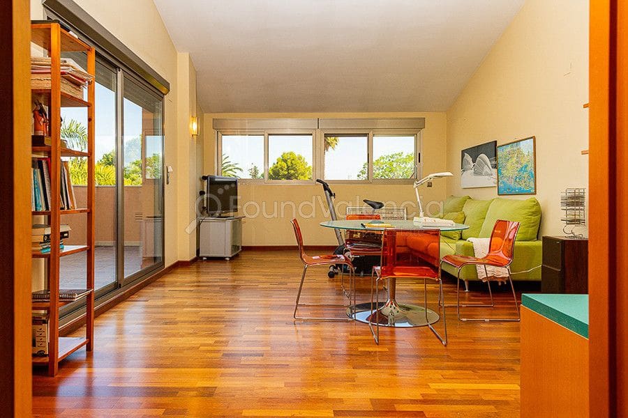 4 soveværelse Villa til salg i L'Alcudia - € 550.000 (Ref: 6379428)