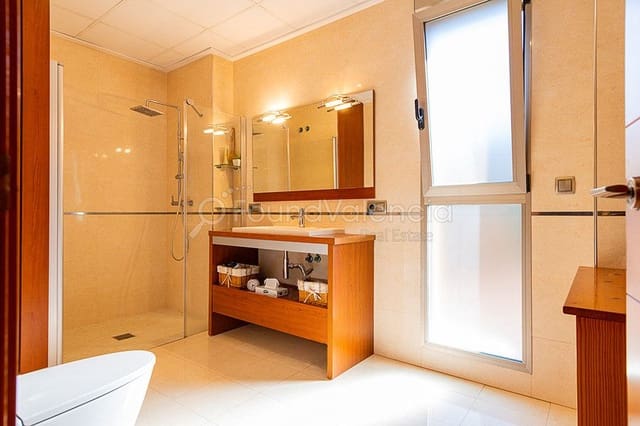 4 bedroom Villa for sale in L'Alcúdia - € 550,000 (Ref: 6379428)