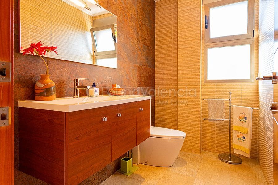 4 soveværelse Villa til salg i L'Alcudia - € 550.000 (Ref: 6379428)