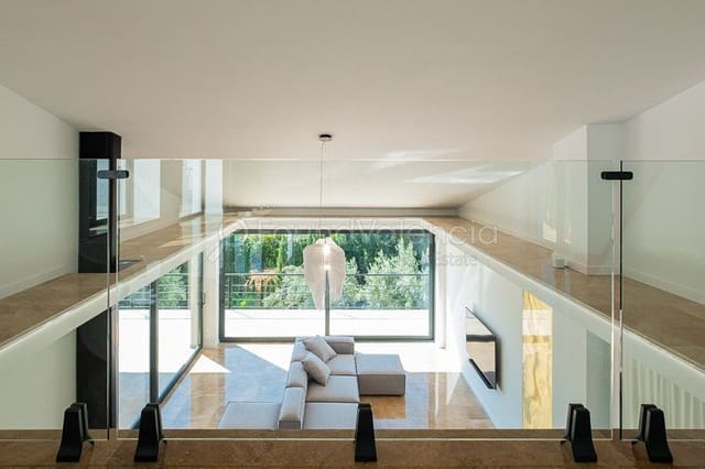 7 soverom Villa til salgs i Chiva - € 1 400 000 (Ref: 6379435)