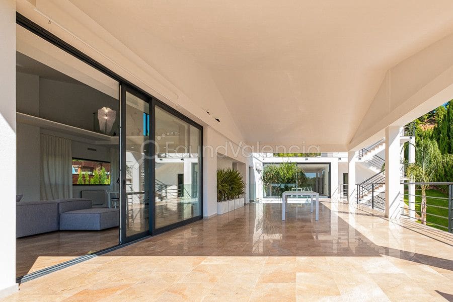 7 soveværelse Villa til salg i Chiva - € 1.400.000 (Ref: 6379435)