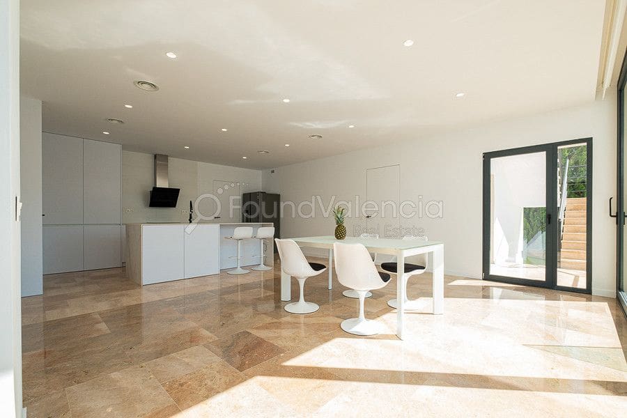 7 soveværelse Villa til salg i Chiva - € 1.400.000 (Ref: 6379435)