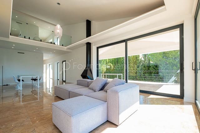 7 soverom Villa til salgs i Chiva - € 1 400 000 (Ref: 6379435)