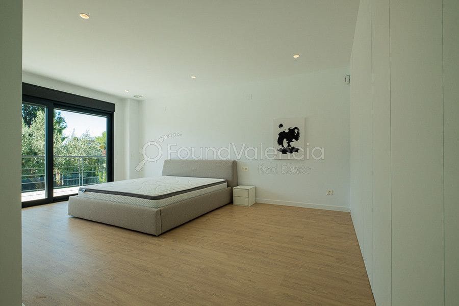 7 soveværelse Villa til salg i Chiva - € 1.400.000 (Ref: 6379435)