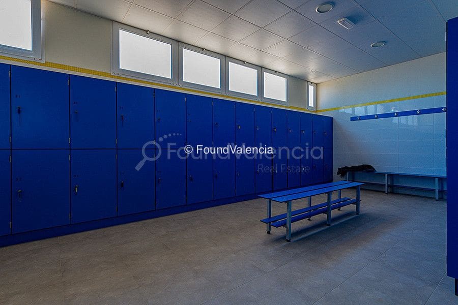 Finca/Landhuis te koop in Chiva - € 1.500.000 (Ref: 6379440)