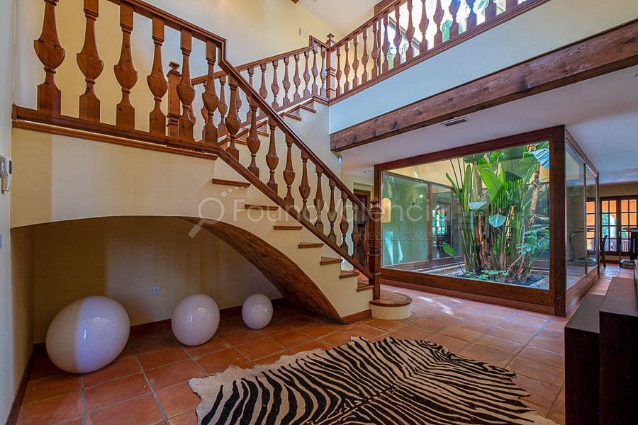 5 slaapkamer Villa te koop in San Antonio de Benageber - € 1.400.000 (Ref: 6386706)