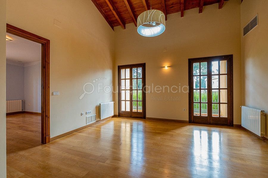 5 slaapkamer Villa te koop in San Antonio de Benageber - € 1.400.000 (Ref: 6386706)
