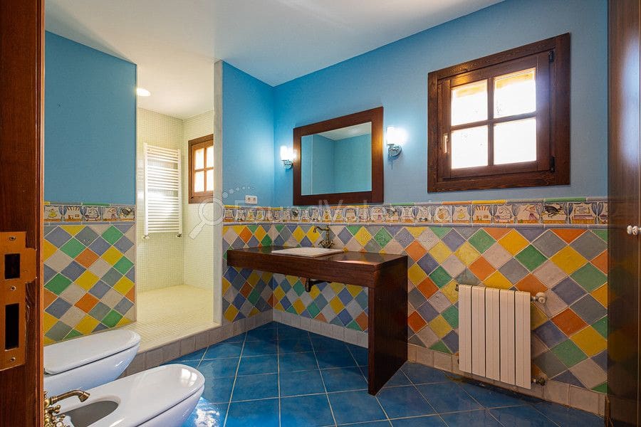 5 slaapkamer Villa te koop in San Antonio de Benageber - € 1.400.000 (Ref: 6386706)