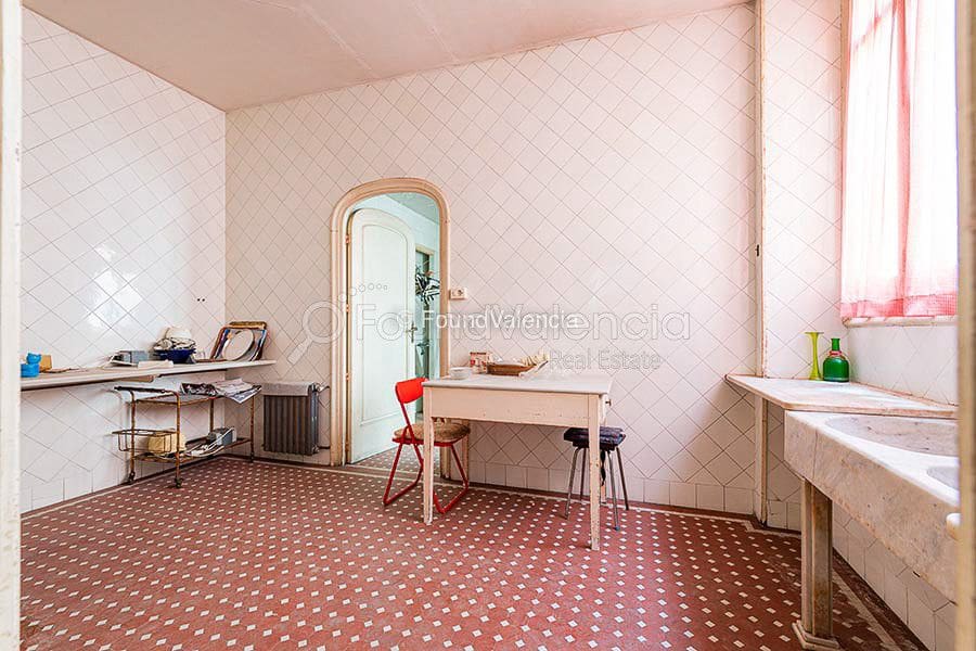 Byhus til salg i Valencia by - € 7.000.000 (Ref: 6559746)